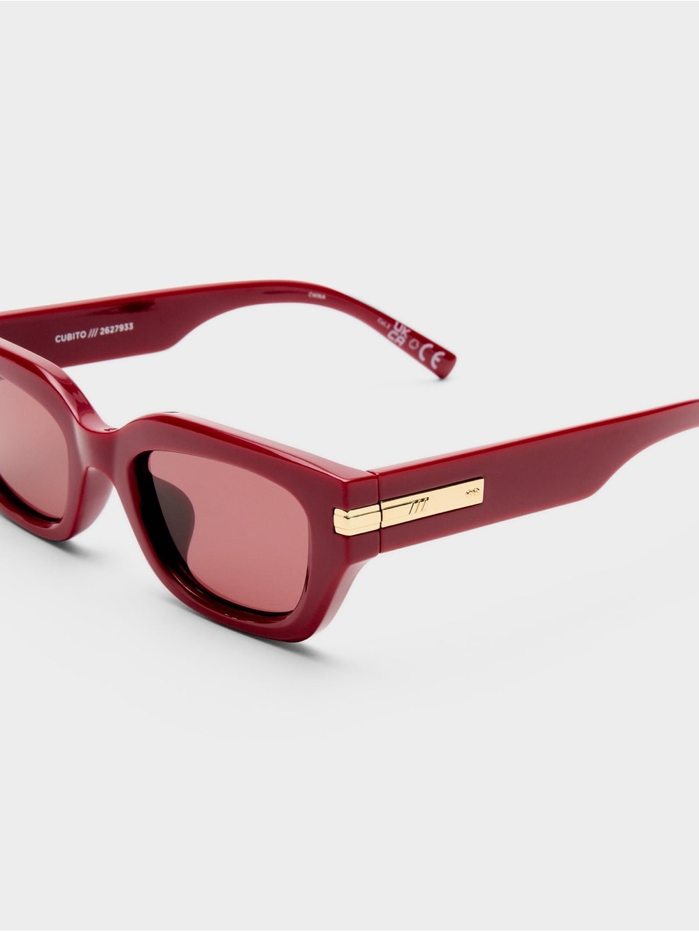 Le Specs. NWT. Summer, 2026. Cubito Burgundy.
